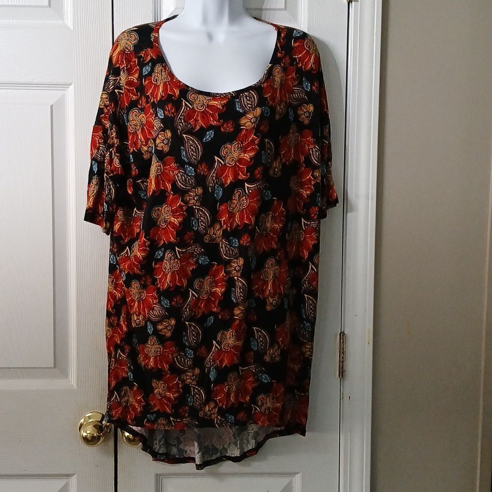 Lularoe Irma floral print tunic  Sz S  EUC